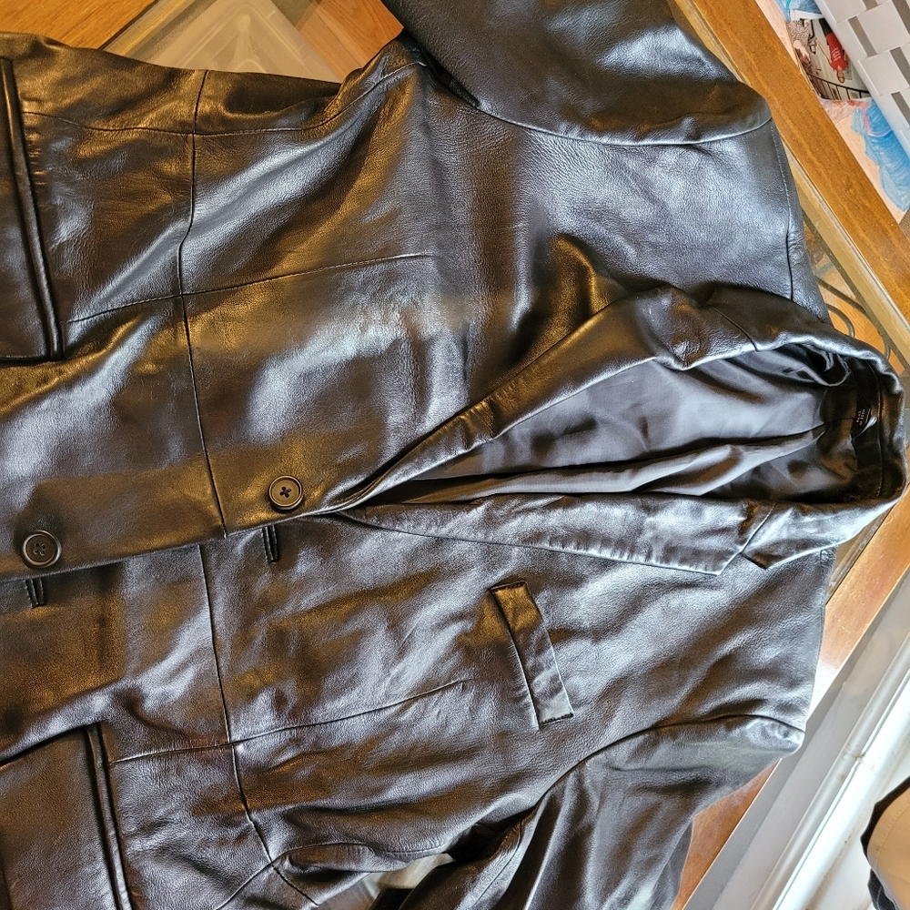 men's  Black leather jacket